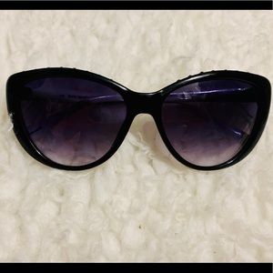 Kate Spade Cat Eye sunglasses